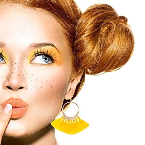 Yellow hoop tassel earrings - Picture 3 of 6